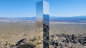 Latest Mirror Monolith Appears Bear Las Vegas